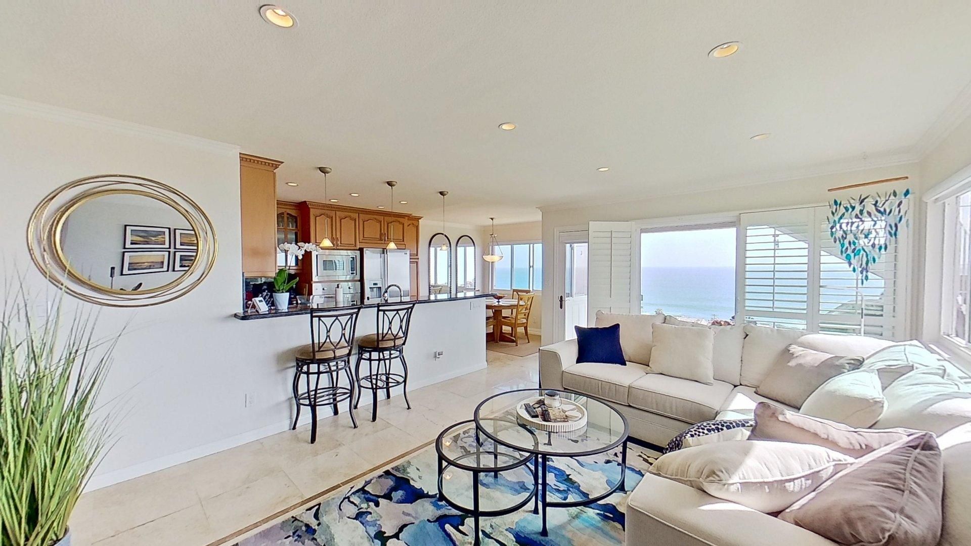 Laguna Beach House: 21722 Ocean Vista Dr Apt D