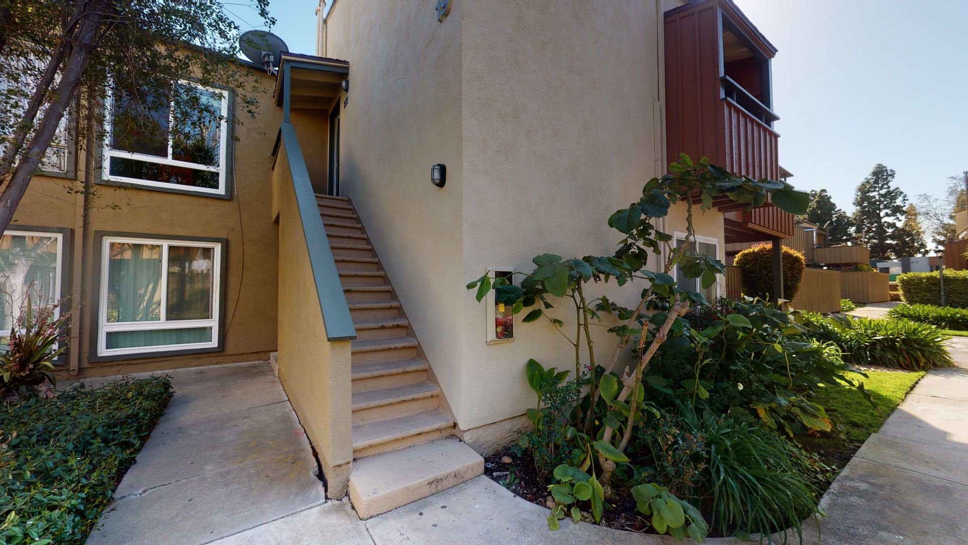 Santa Ana Condo: 1001 W. Stevens Ave