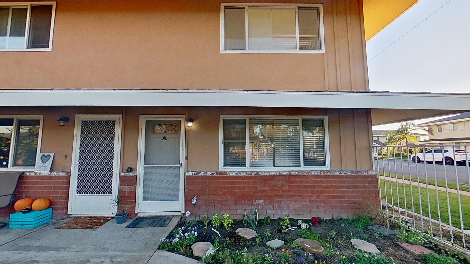 Garden Grove Apartment: 12082 Bailey St
