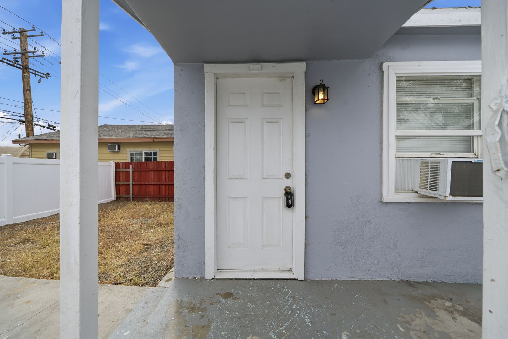 Lake Elsinore Apartment: 17797 Grand Ave