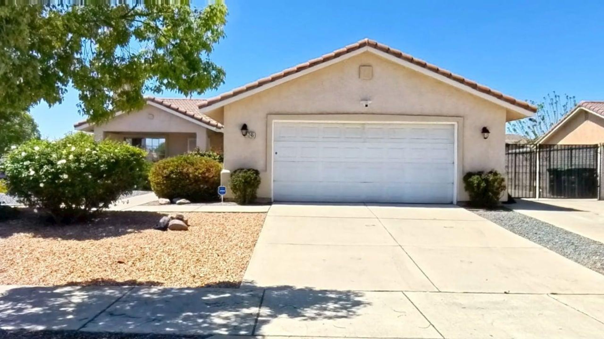 HEMET House: 1245 MILLIE DR. HEMET CA 92545