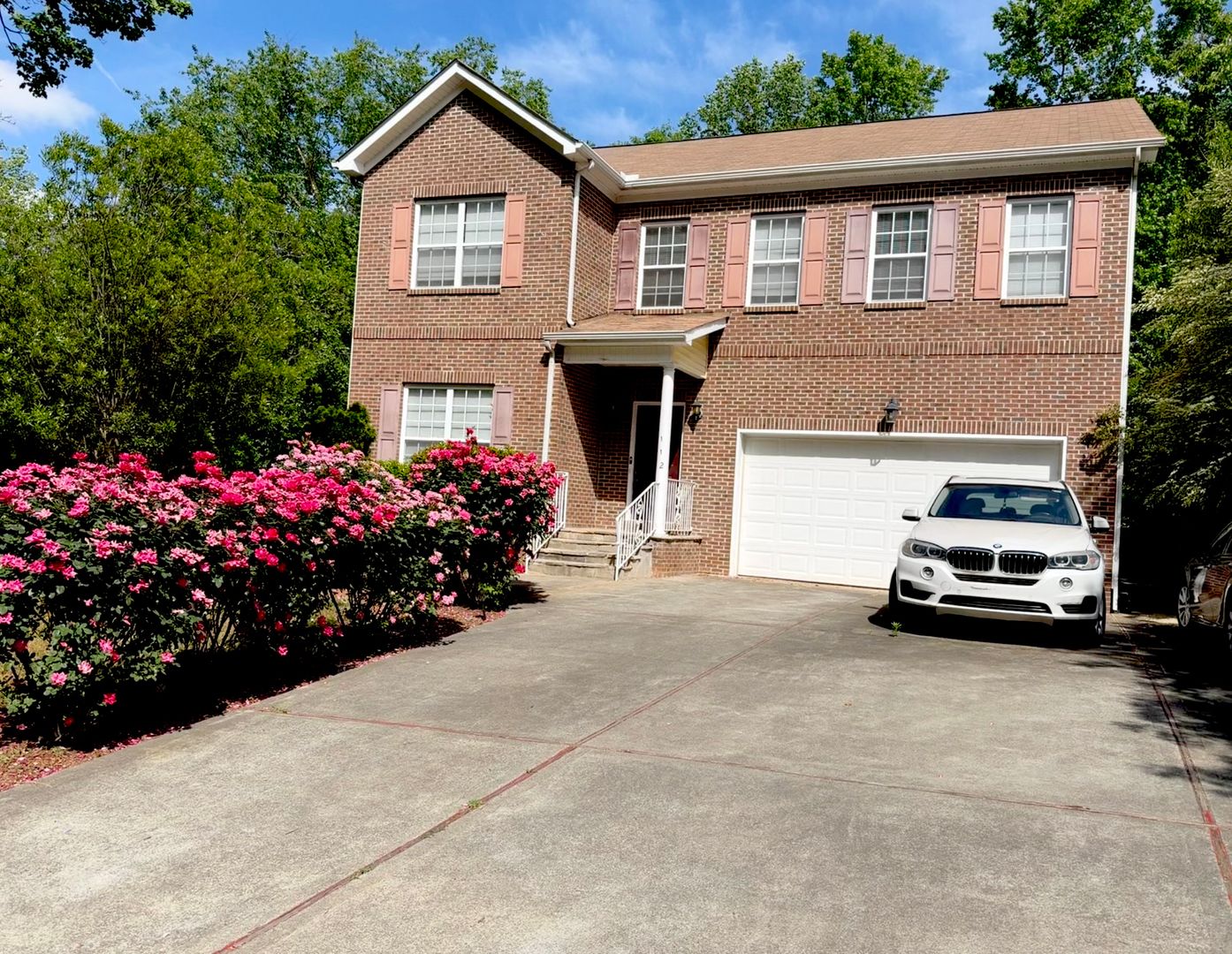 Clayton House: 112 Meadow Run
