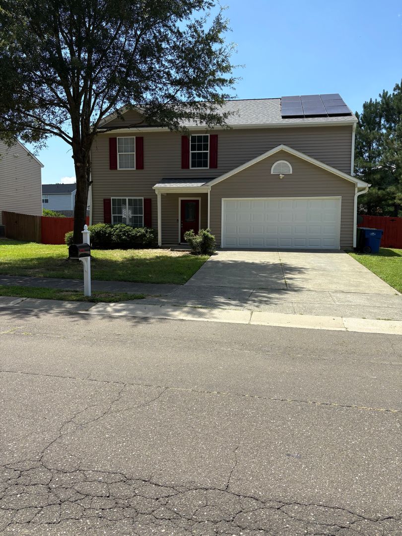 Raleigh House: 4010 Taylor Oak Dr