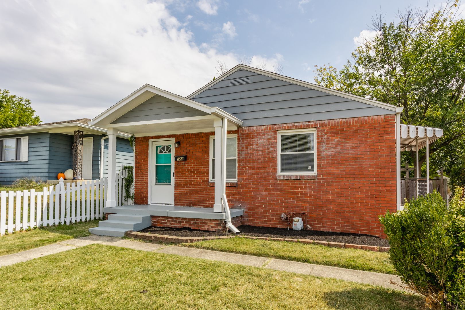 Indianapolis House: 243 S Bradley Ave