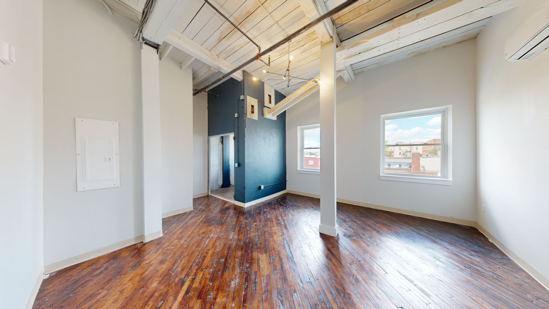 Reading Apartment: 100 S. 4th St