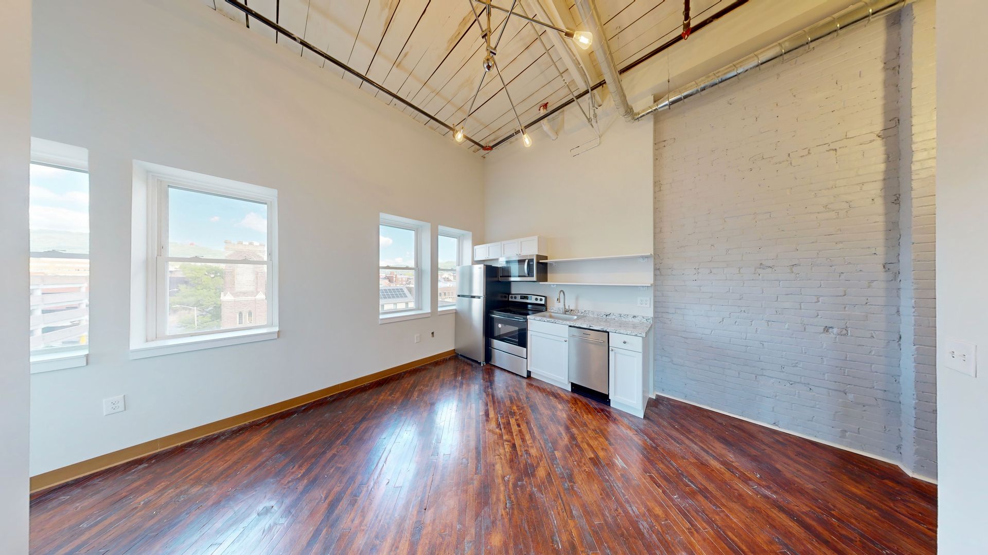 Reading Apartment: 100 S. 4th St