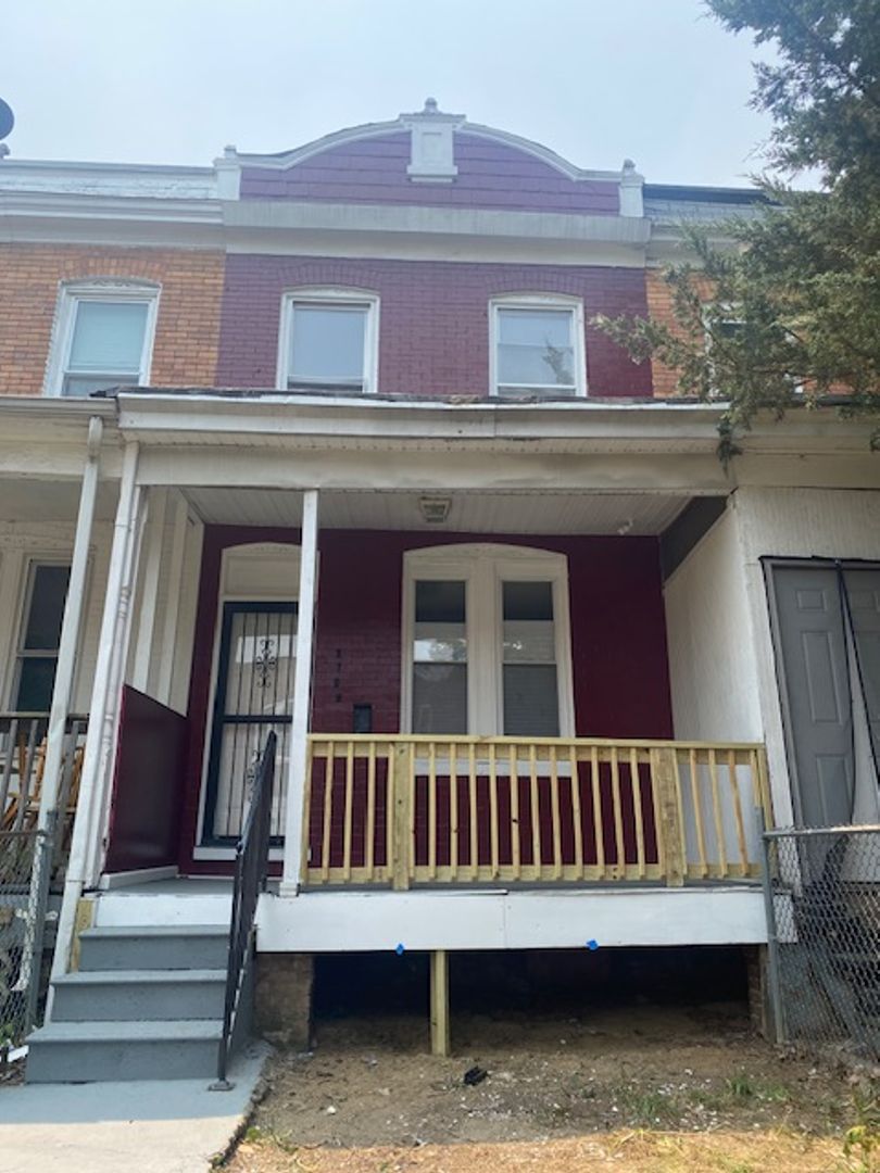 Baltimore House: 2709 Presbury St