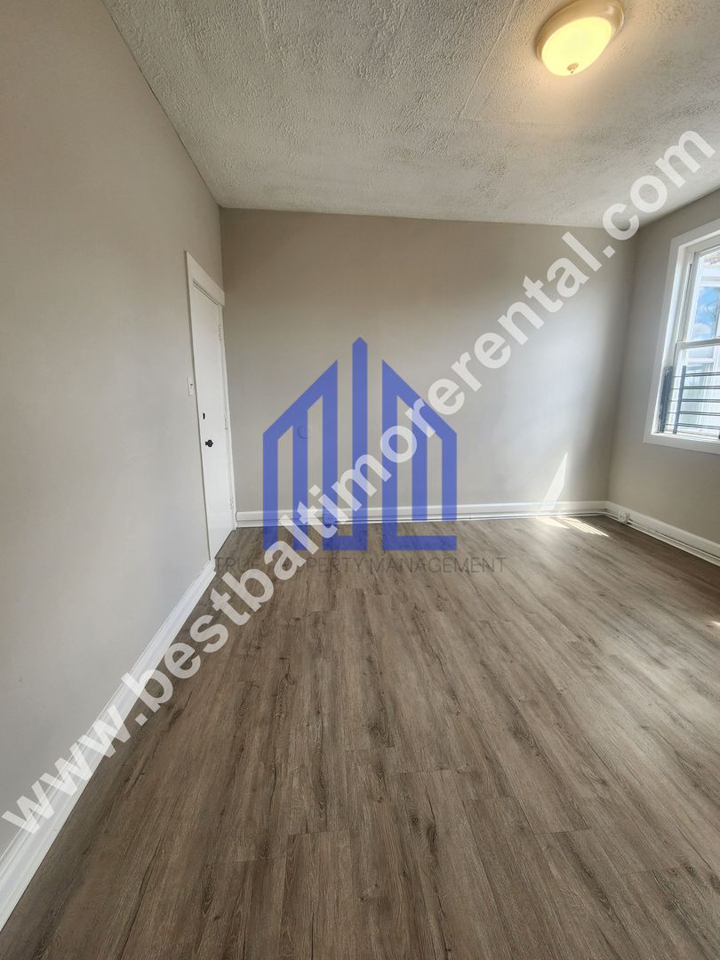 Baltimore Apartment: 1413-15 West Baltimore St.