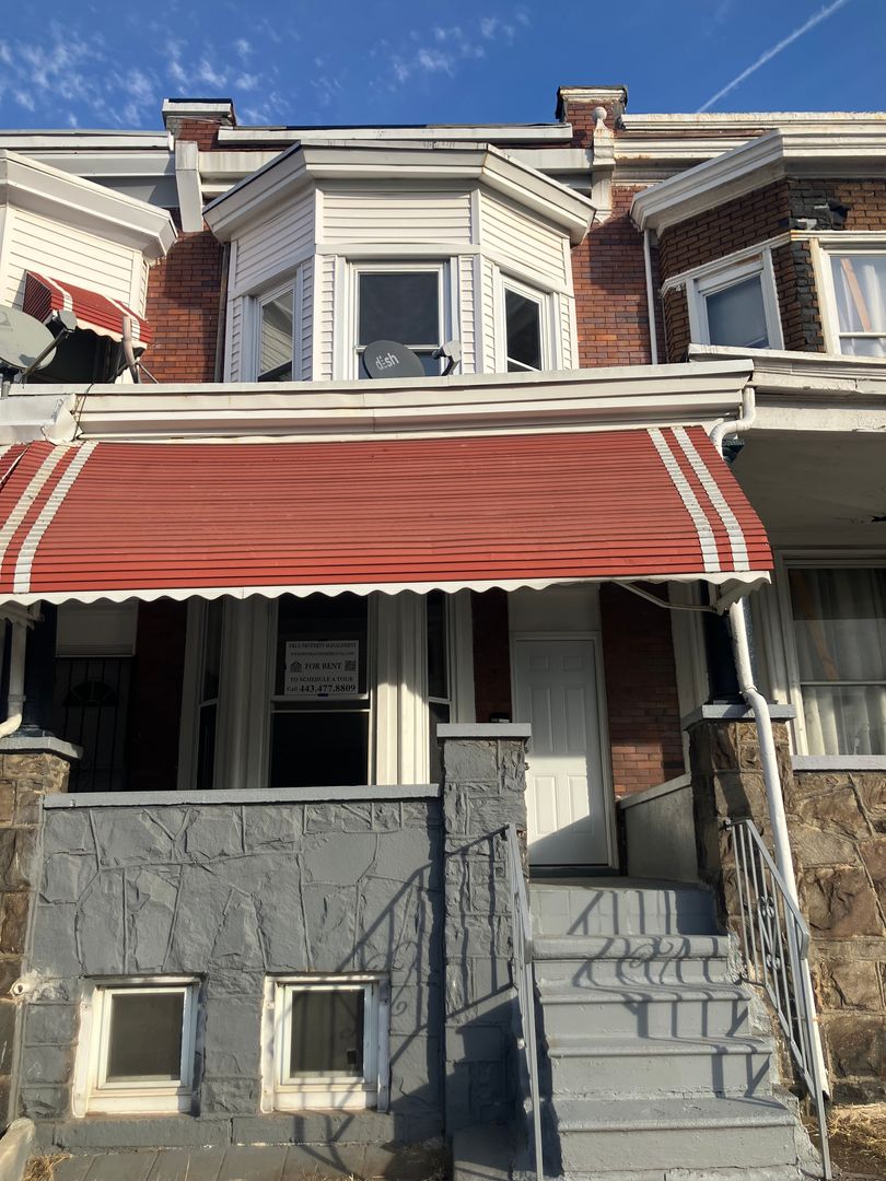 Baltimore House: 1135 Poplar Grove Street