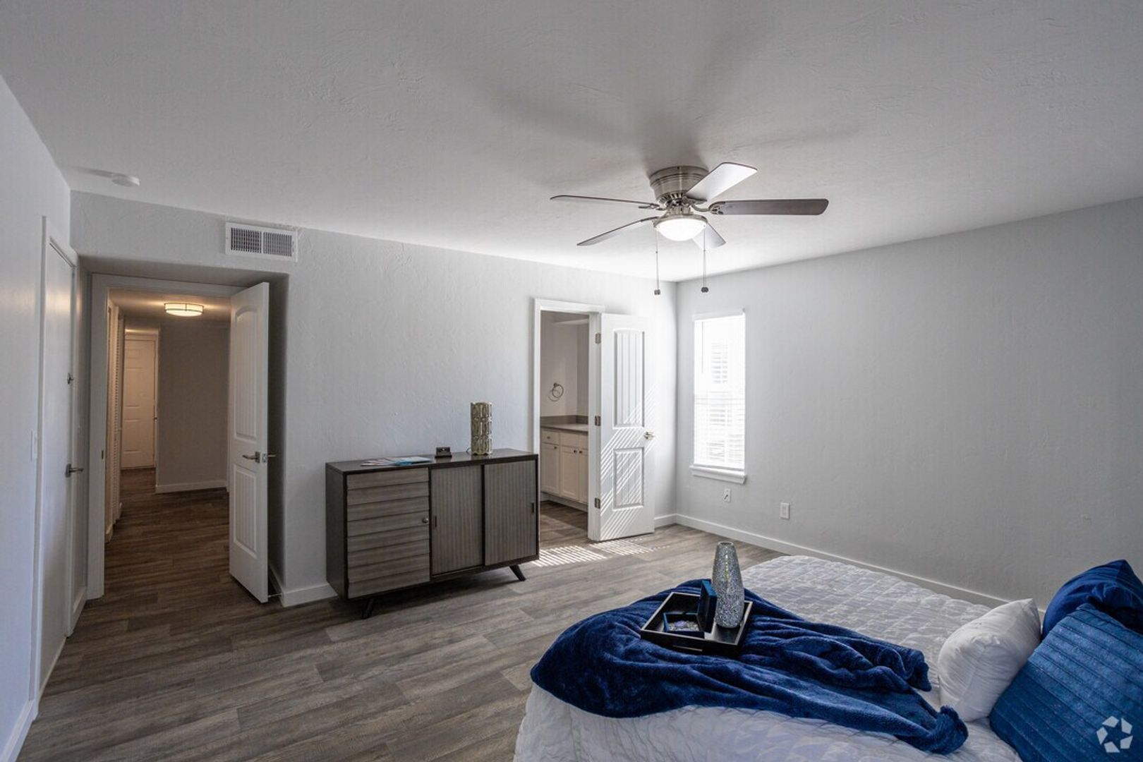 Oklahoma City Apartment: 11141 Springhollow Rd.