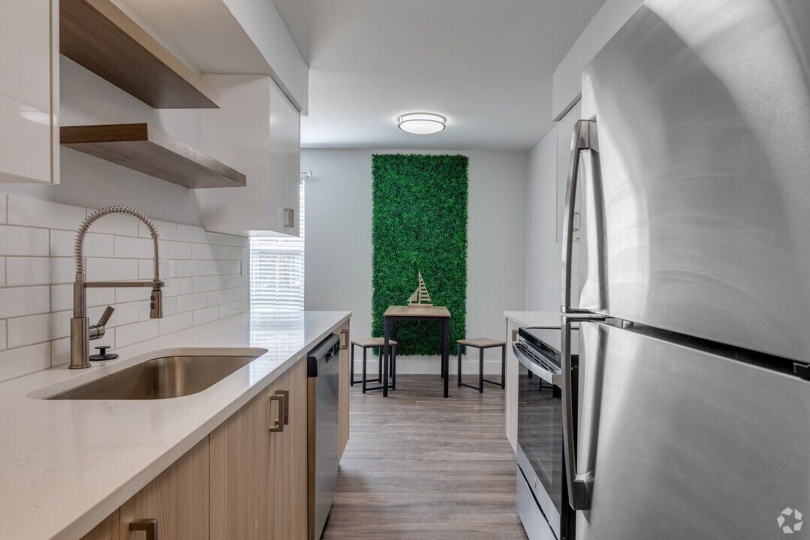 Oklahoma City Apartment: 11141 Springhollow Rd.