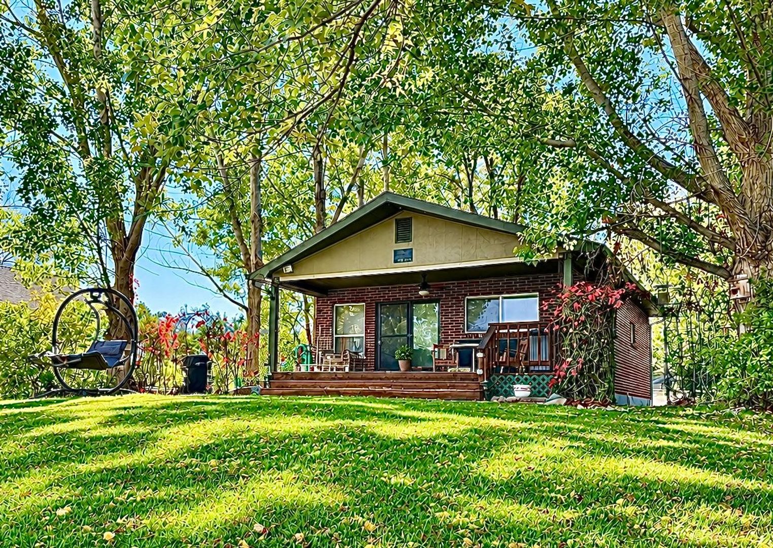 Helena House: 5675 York Rd