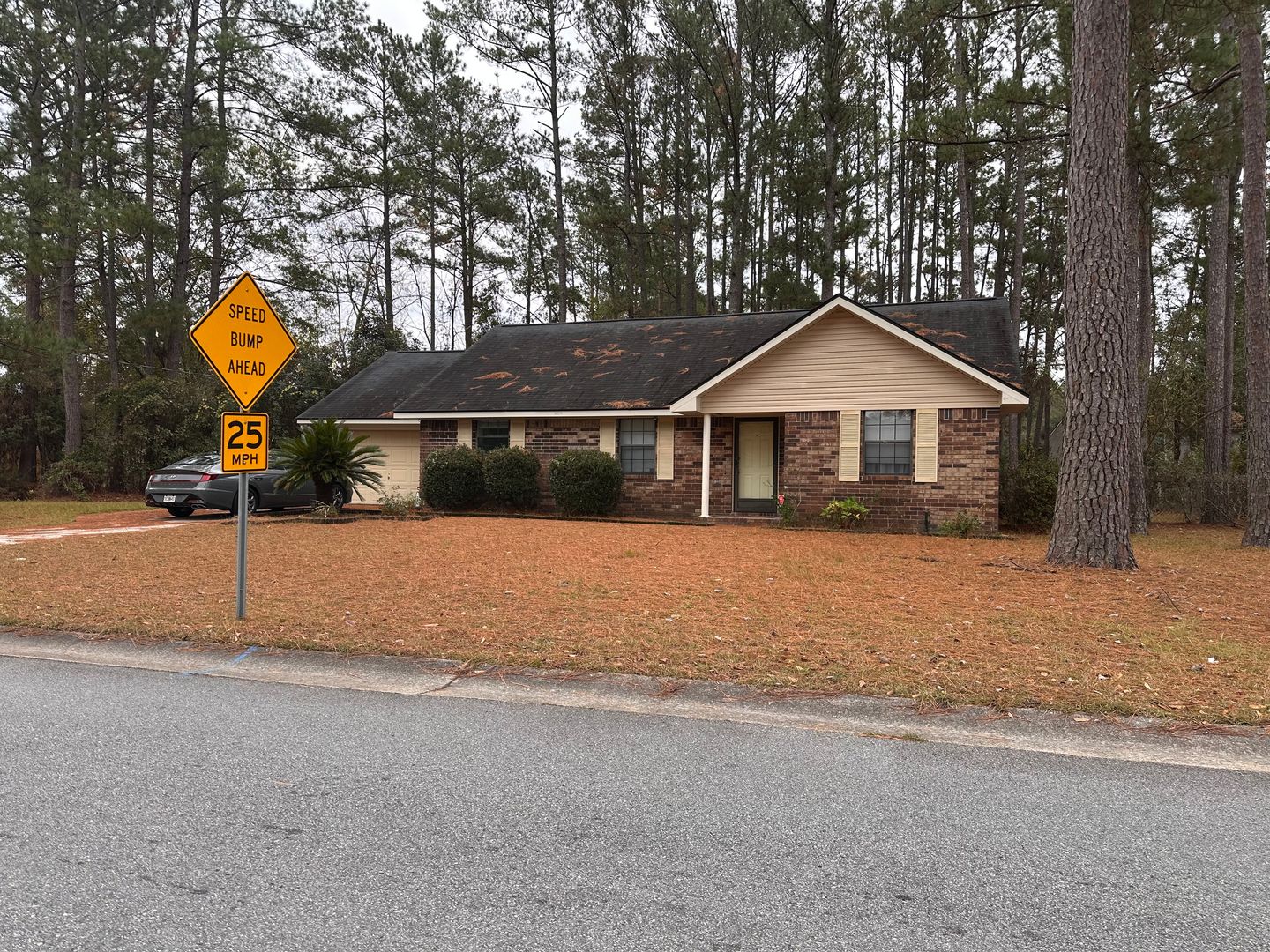 Hinesville House: 705 Robin Hood Drive