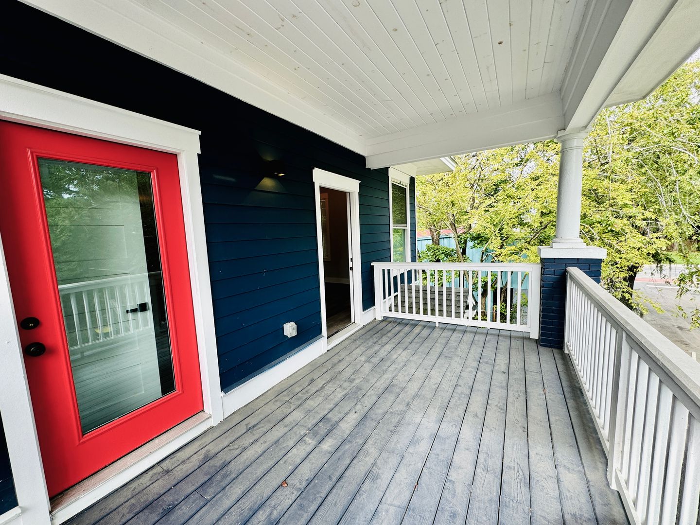 Savannah House: 1107 E. 38th Street