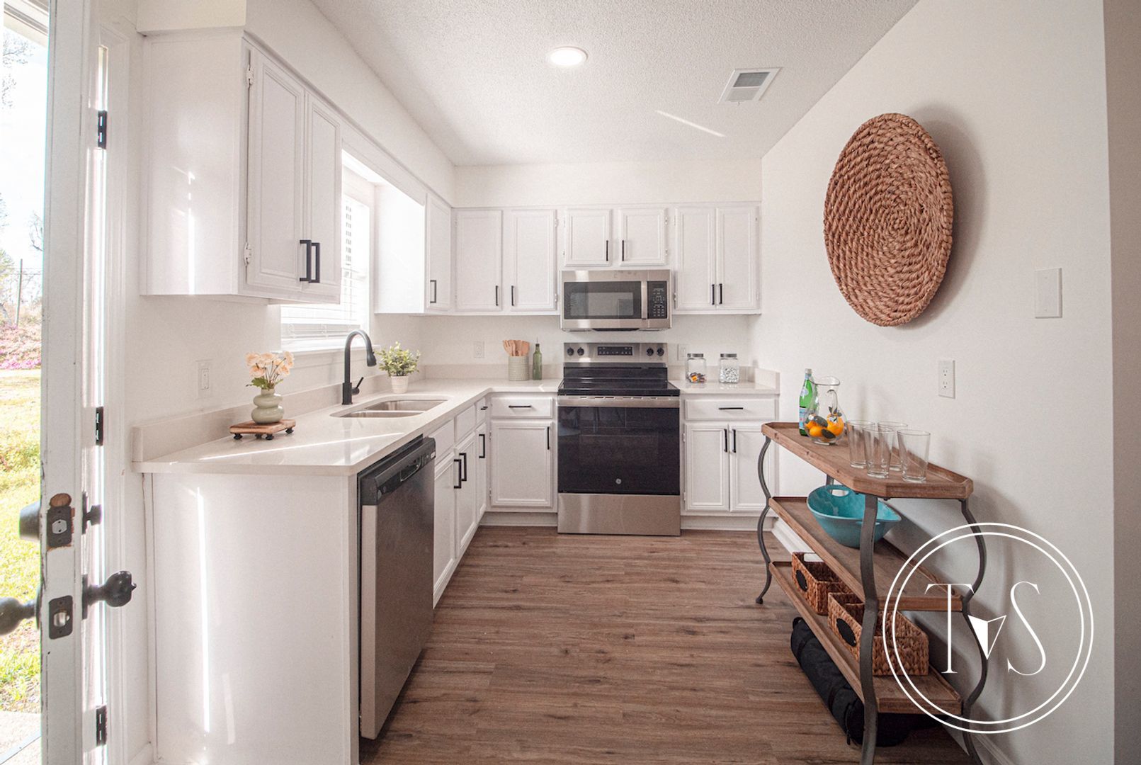 Savannah Apartment: 4509-4511 Old Louisville Road