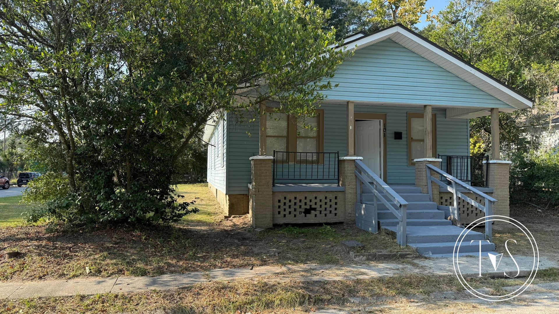 RATE DROP ALERT (was $1900/month)!