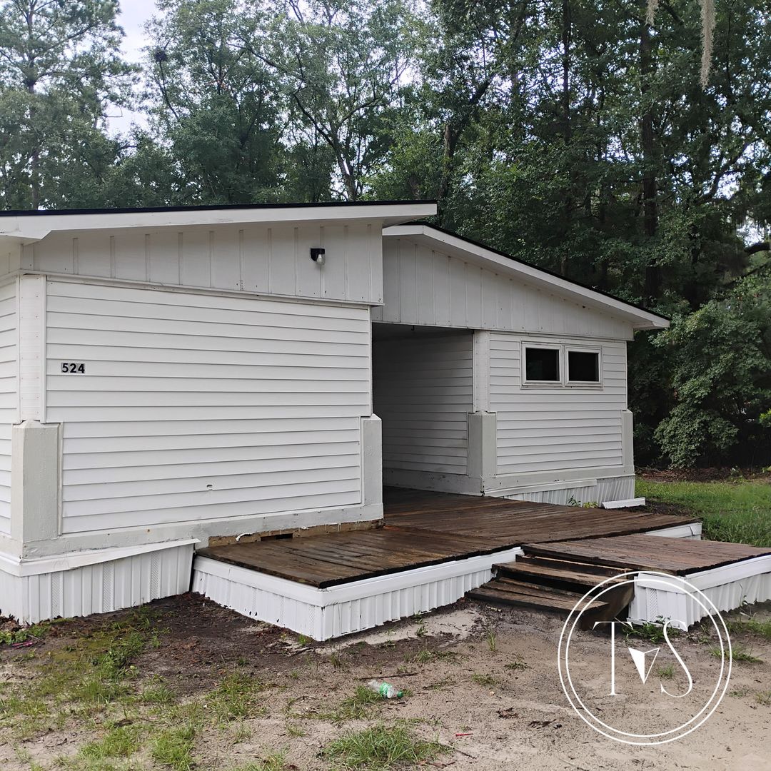 Allenhurst Apartment: 524 Arnall Drive