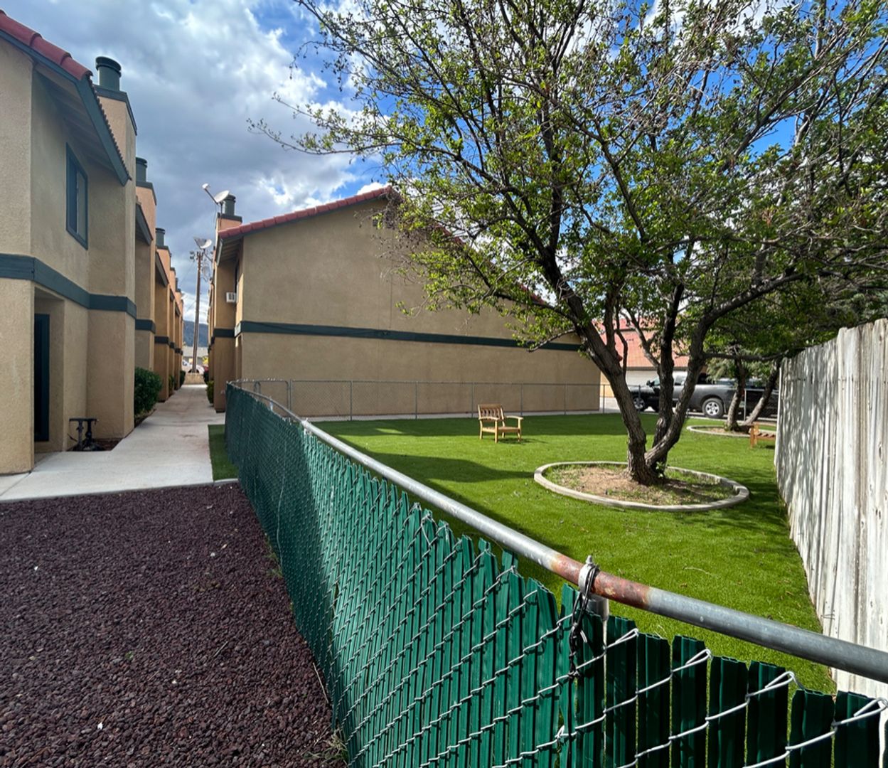 Tehachapi Apartment: 21640 Brook Dr.
