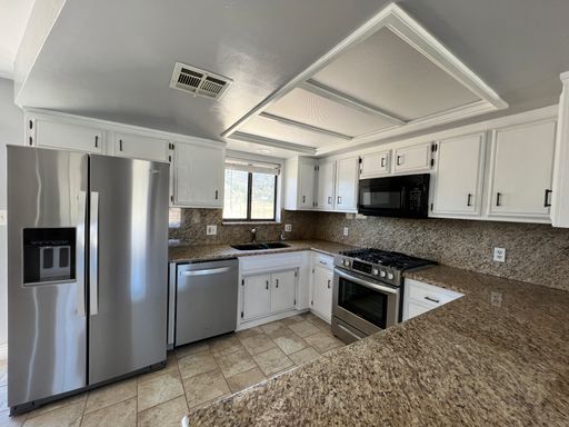 Beautiful Home 3BR/2Bath on Bear Valley Springs Valley Floor – photo 1