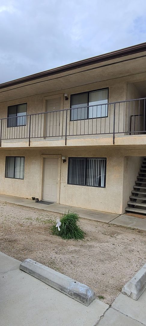 Tehachapi Apartment: 21311 Golden Hills Blvd