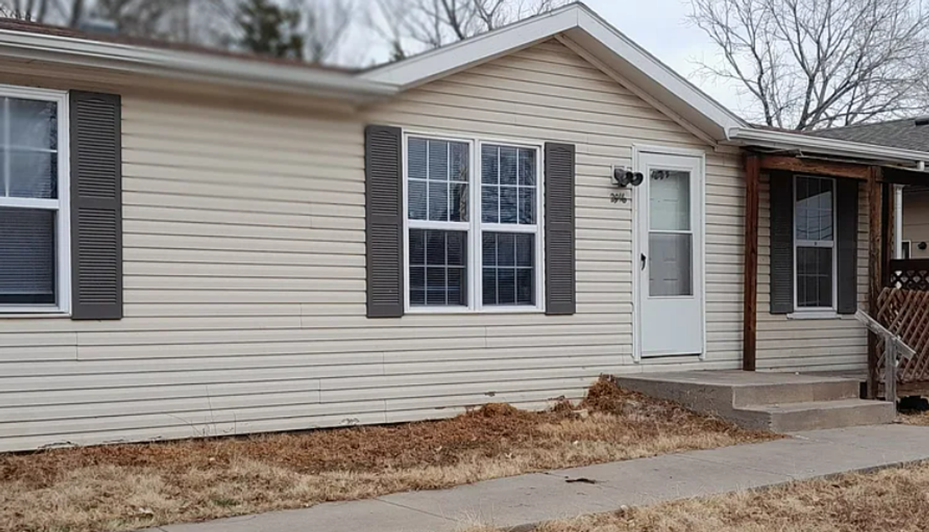 Wichita House: 2916 W. Savannah