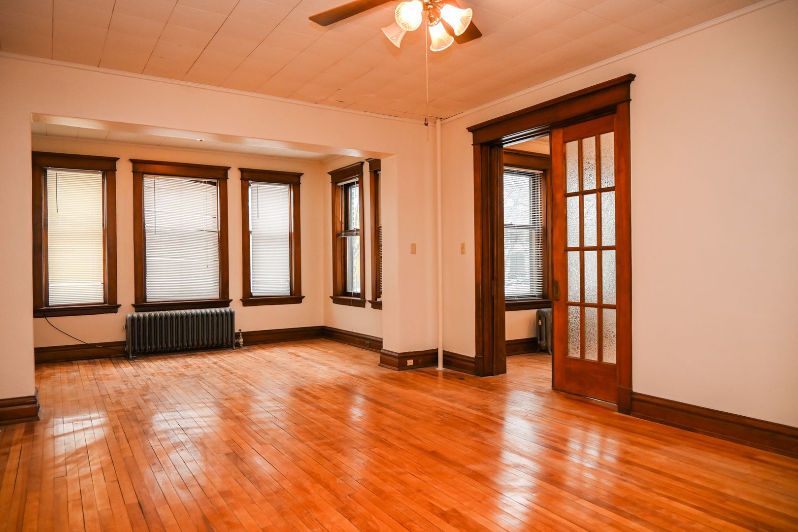 Grand Forks Apartment: 402 S. 6th St.