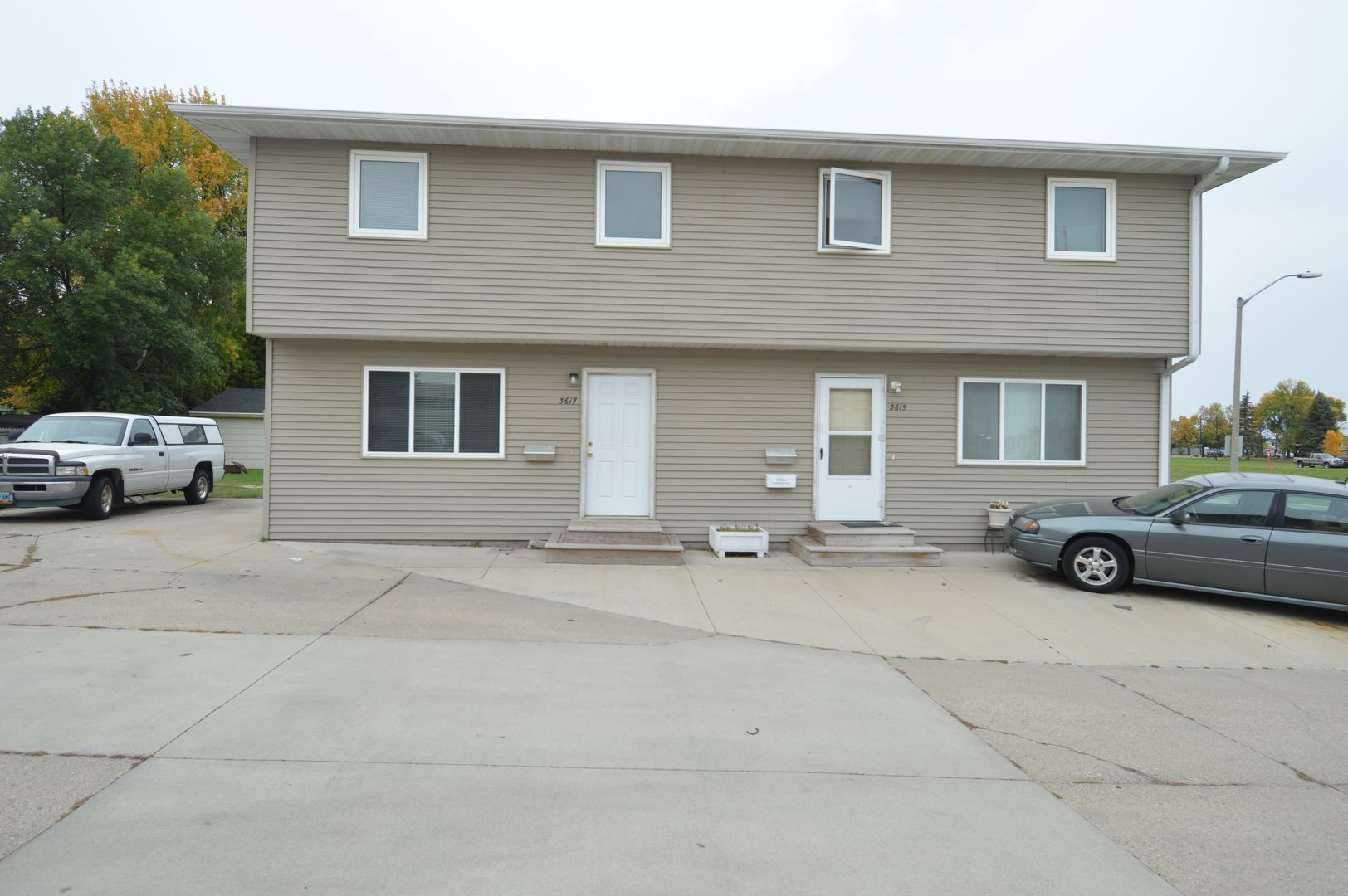 Grand Forks Apartment: 3615/3617 13th Ave N