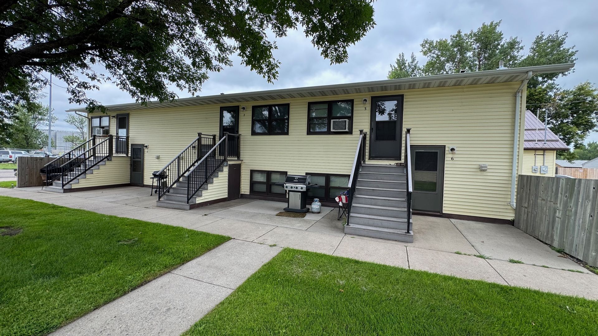 Grand Forks Apartment: 1710 N 7th St.