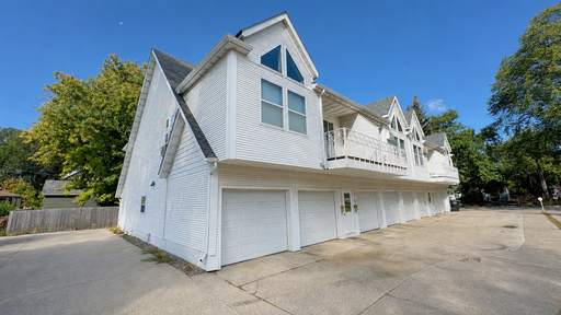 1 bed, 1 bath with garage short drive to NDSU! – photo 1