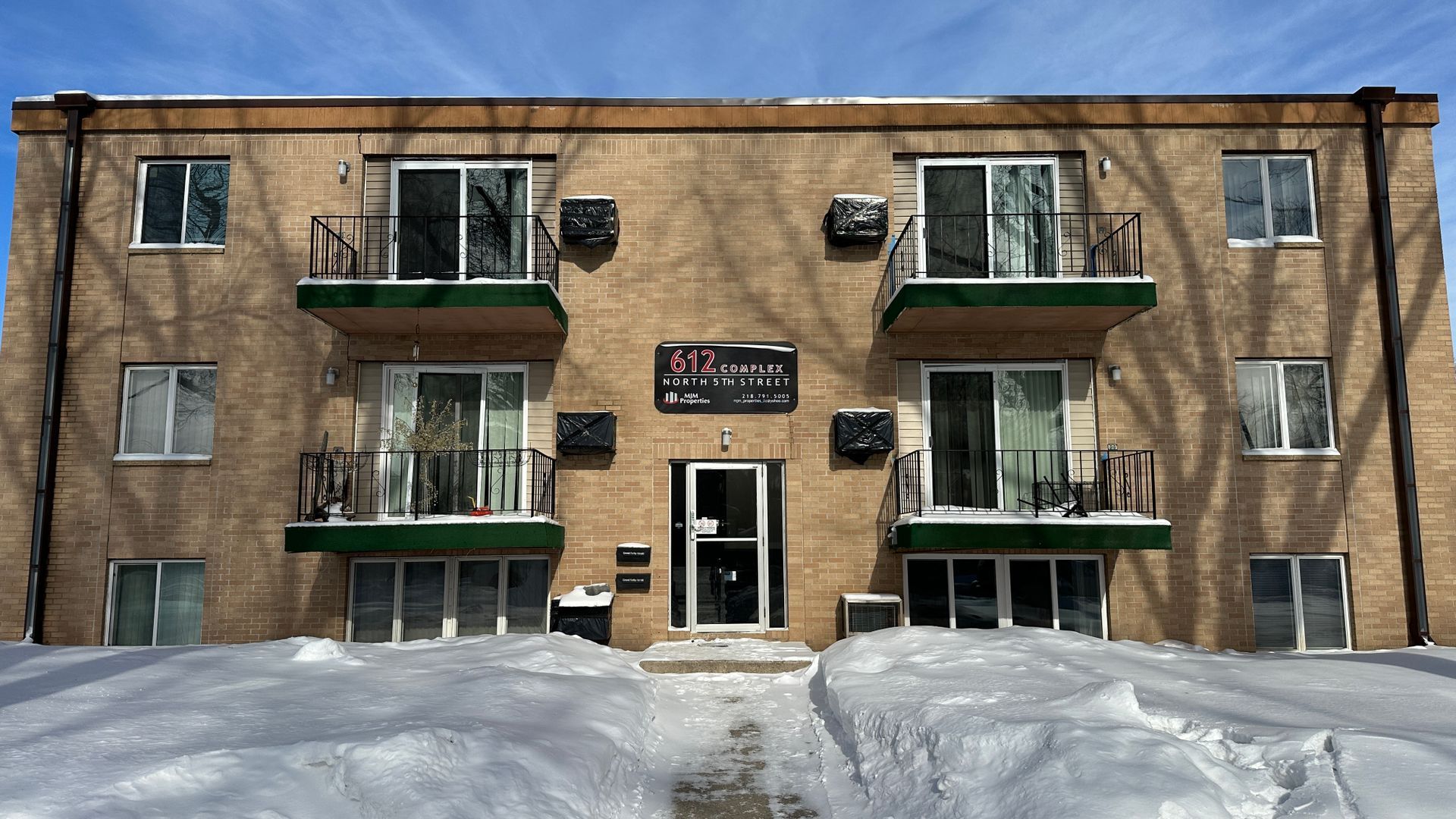 Grand Forks Apartment: 612 N 5th St.