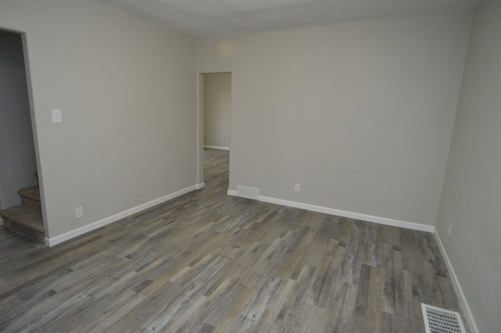 501 N 4th St. 11 of 12