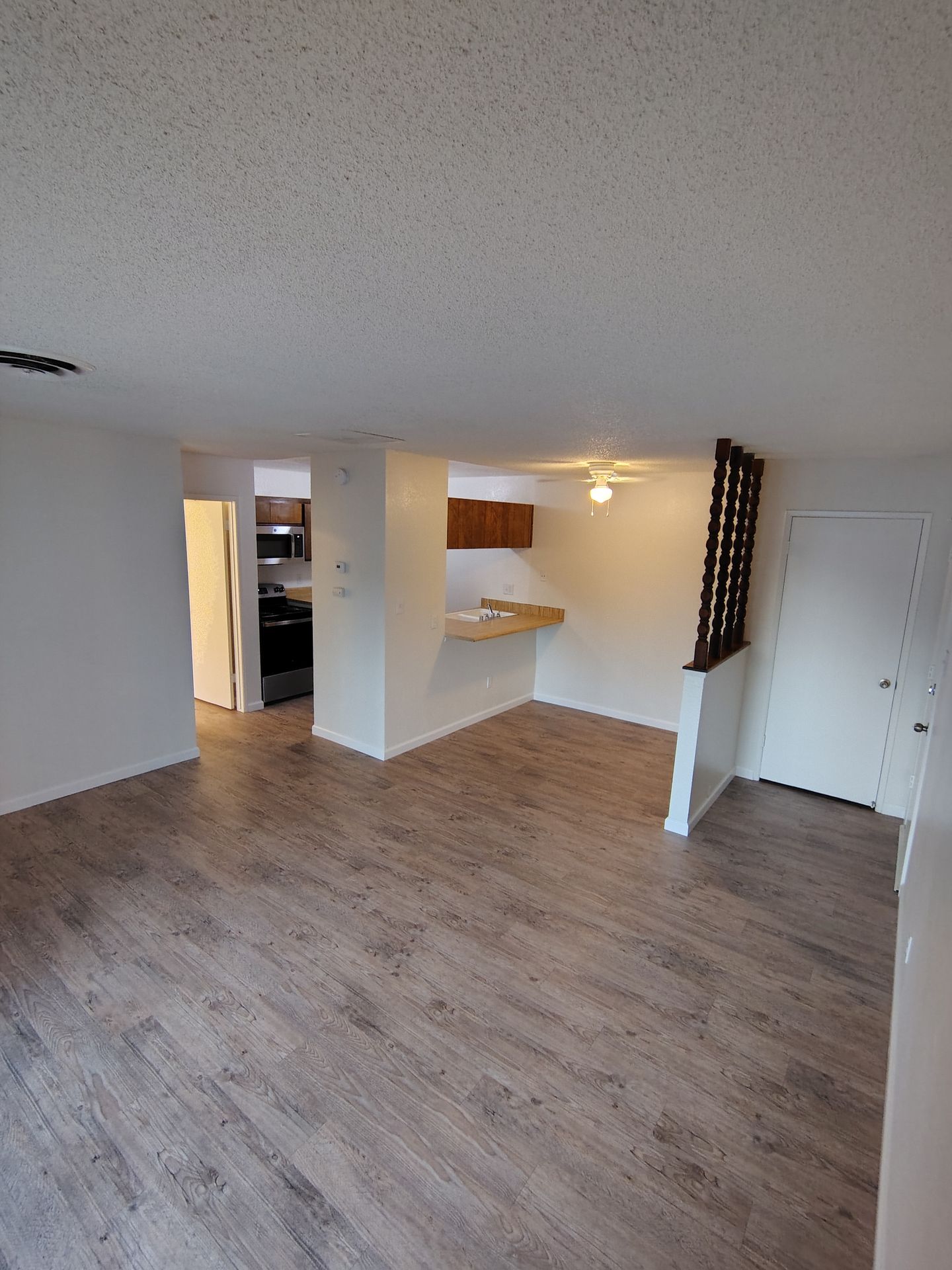 College View Apartments 3 of 12