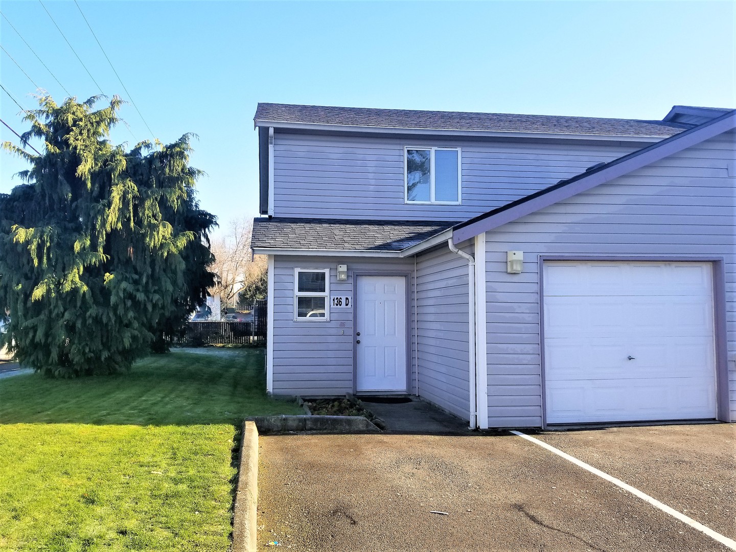 Auburn Apartment: 130 21st ST SE