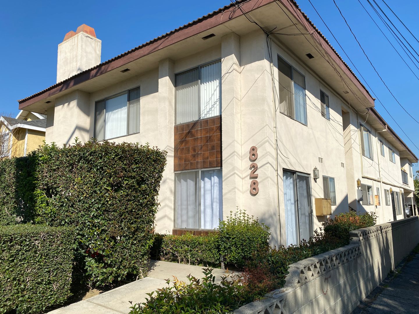 Alhambra Apartment: 828 S Sierra Vista Ave
