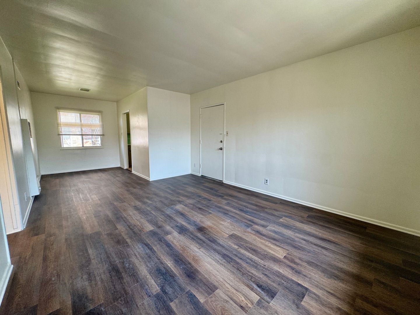 Glendale Apartment: 516 E. Lomita Ave.