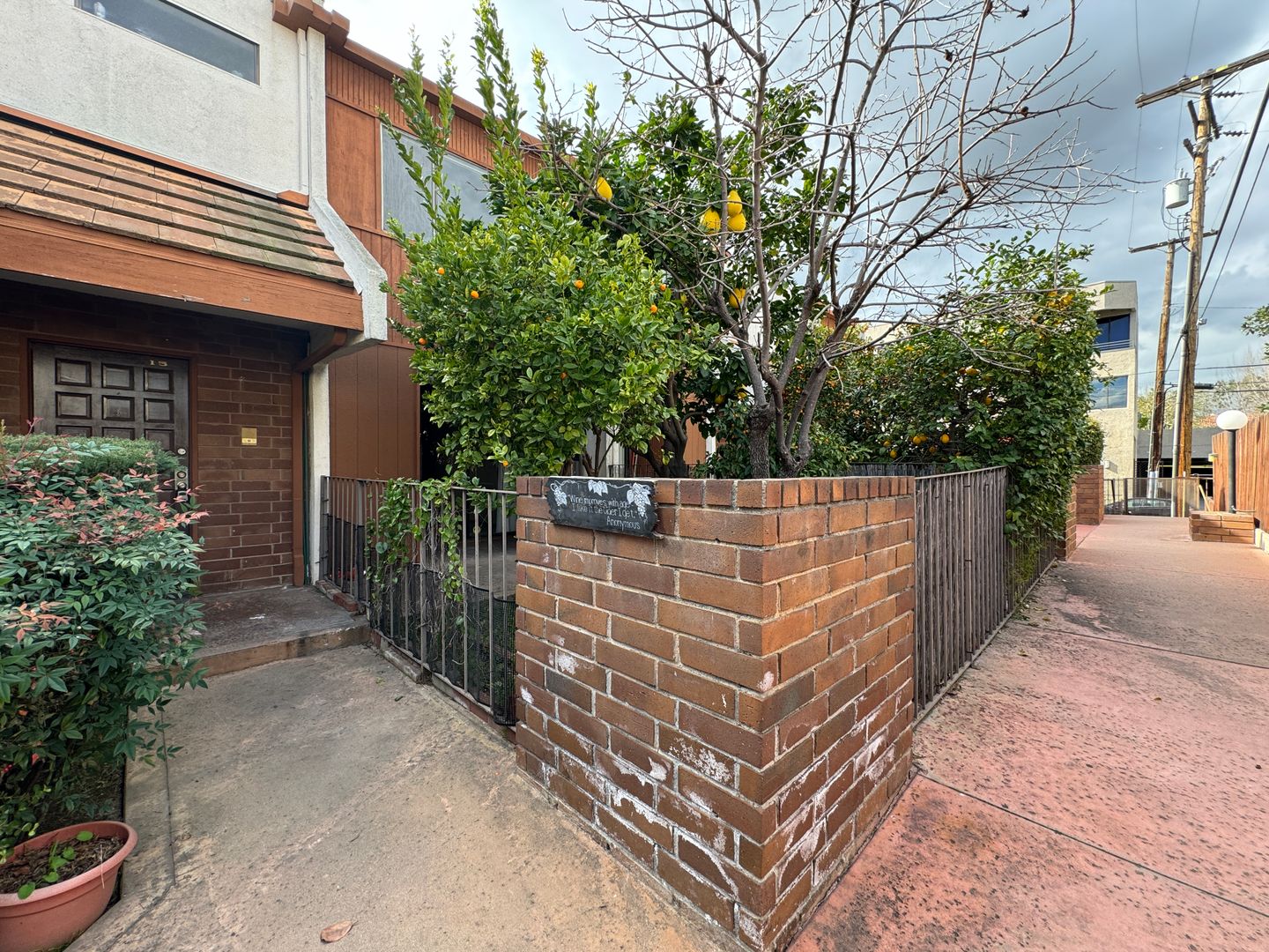 Alhambra House: 402 S. Garfield Ave #15