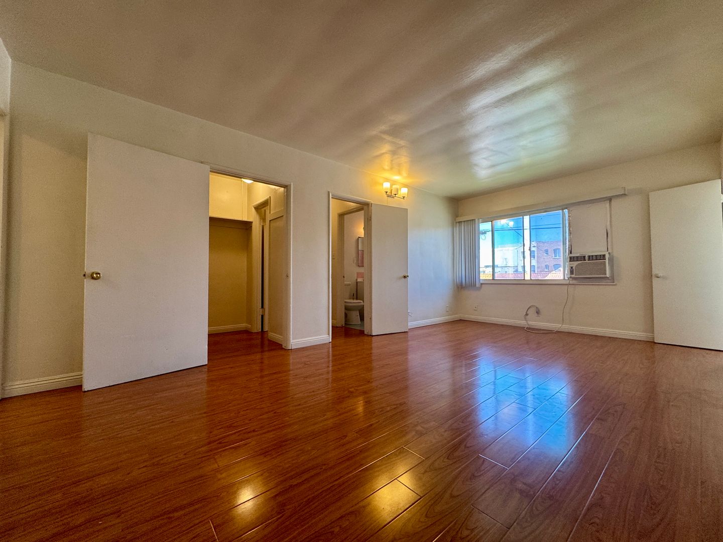 Glendale Apartment: 516 E. Lomita Ave.
