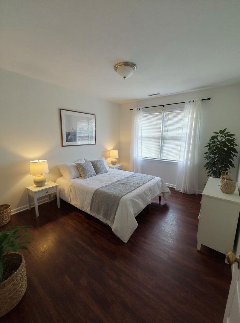 BRIDGEPORT Apartment: 1148 WILLIAM STREET