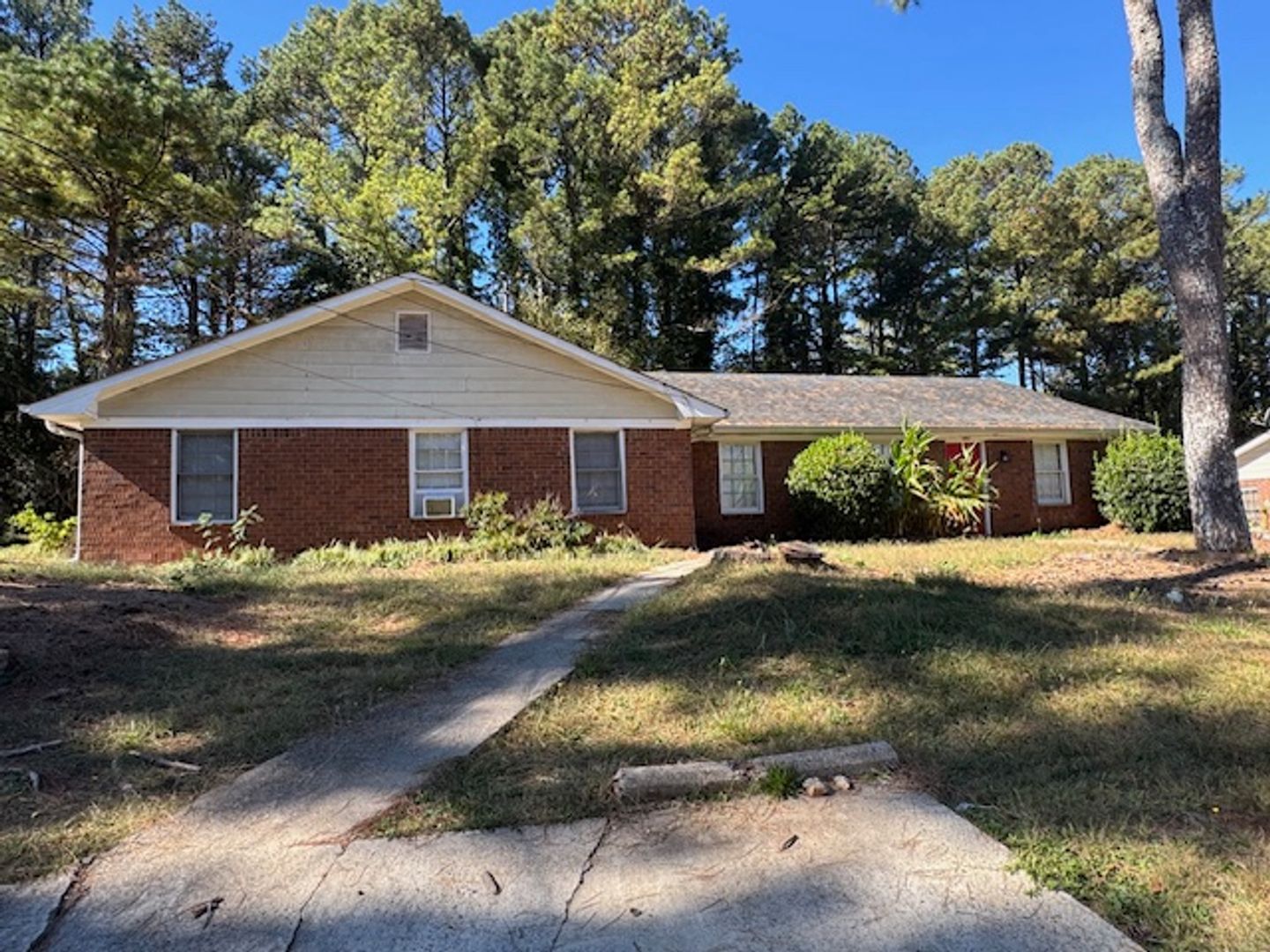 Lawrenceville Apartment: 454 Lexington Drive