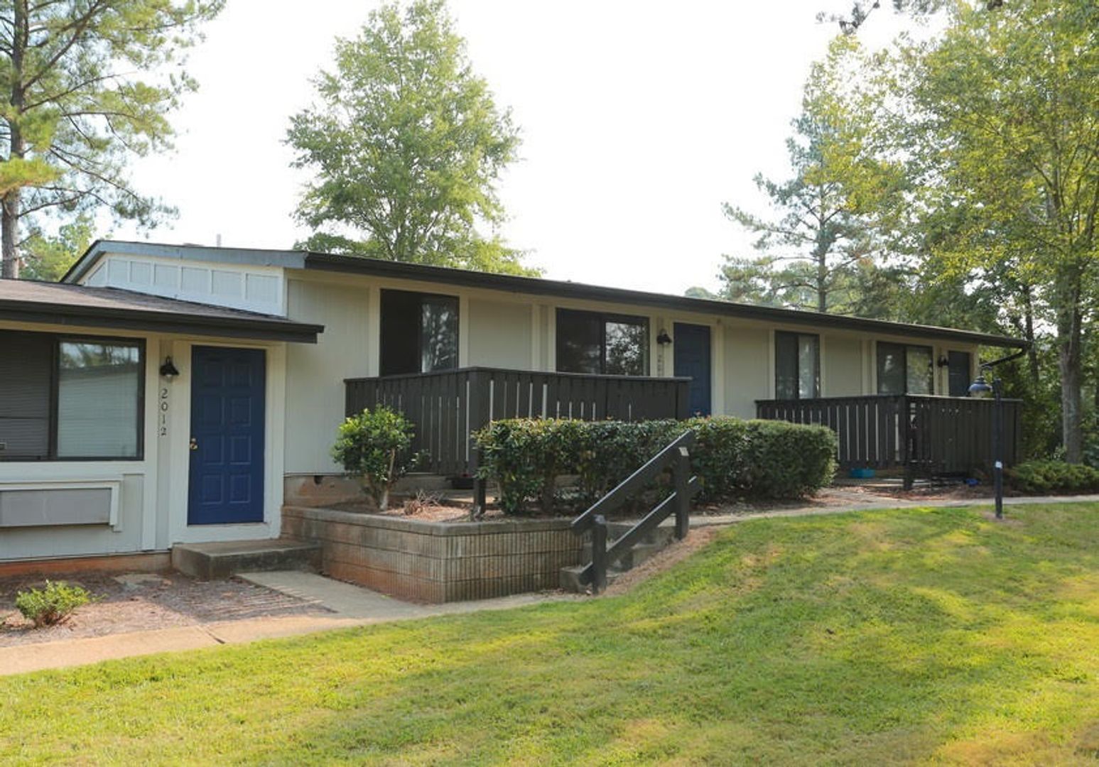 Norcross Apartment: 209 Meadowood Commons