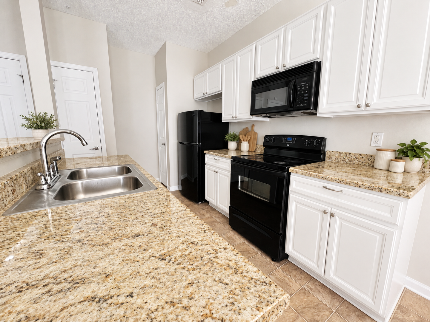 4956 Wexford Trail 3 of 8
