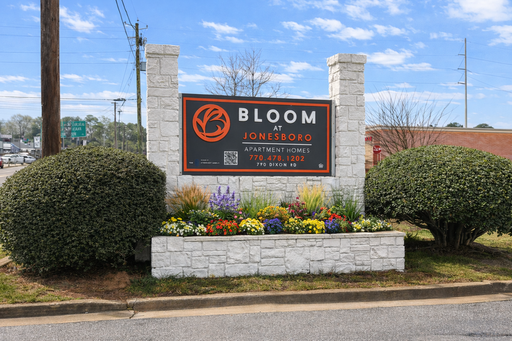 FREE RENT + PRICE DROP