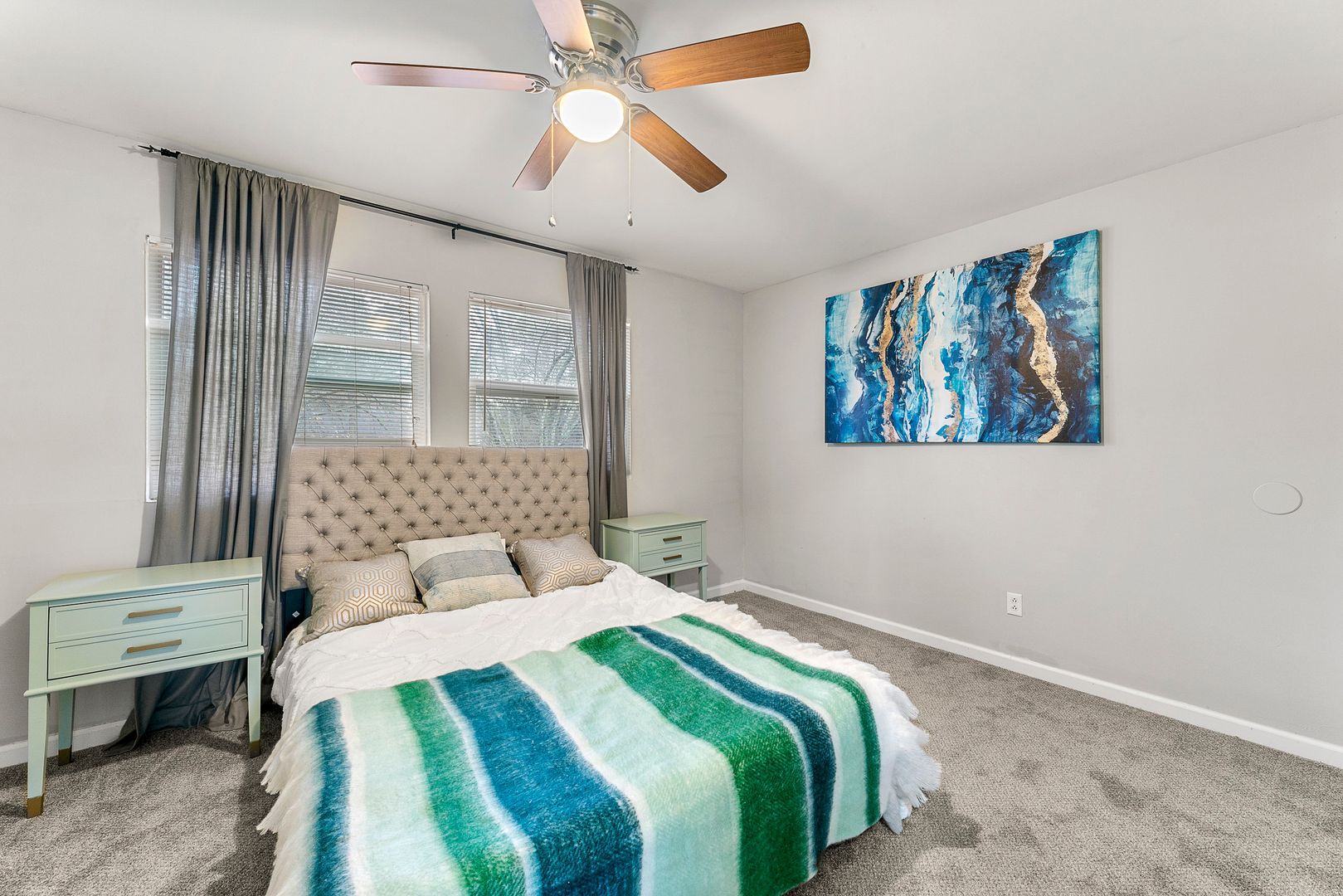 Marietta Apartment: 218 Walthall Avenue SE