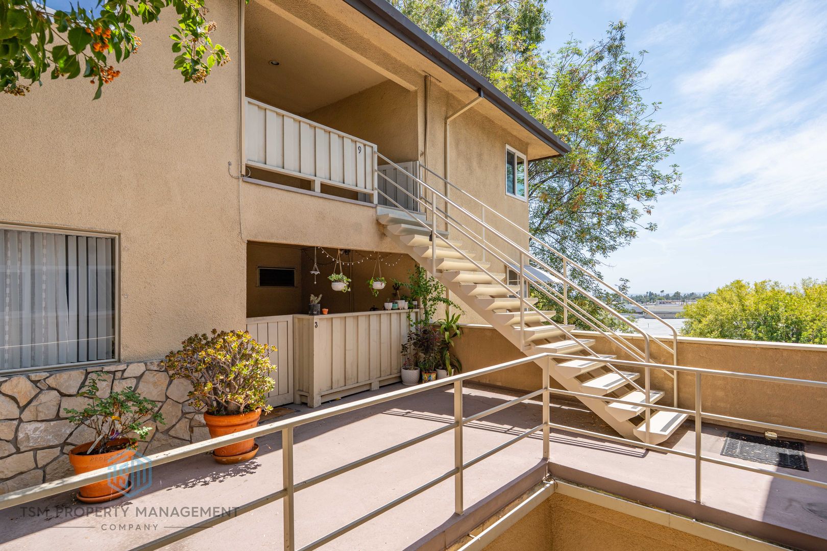 Pasadena Condo: 385 Cliff Dr #9
