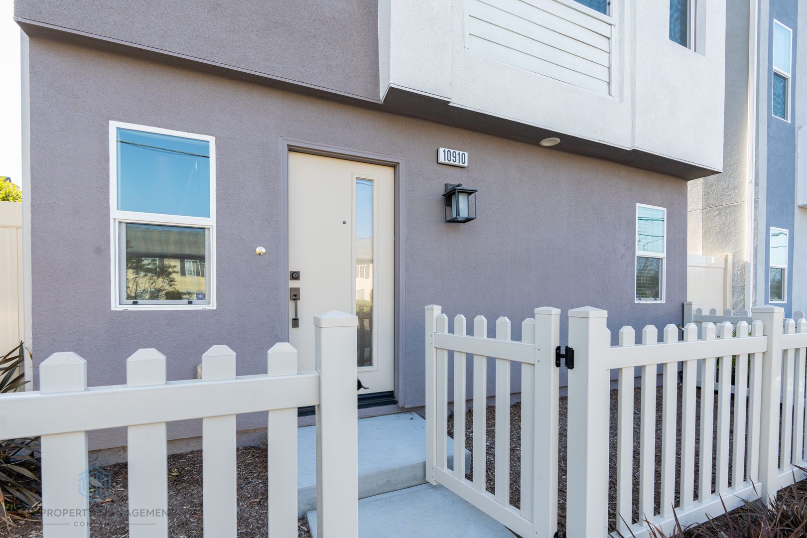 Stanton House: 10910 Scottsbluff Drive