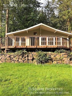 Coming Soon! Stunning Cottage on Lake Margaret! Large Yard!
