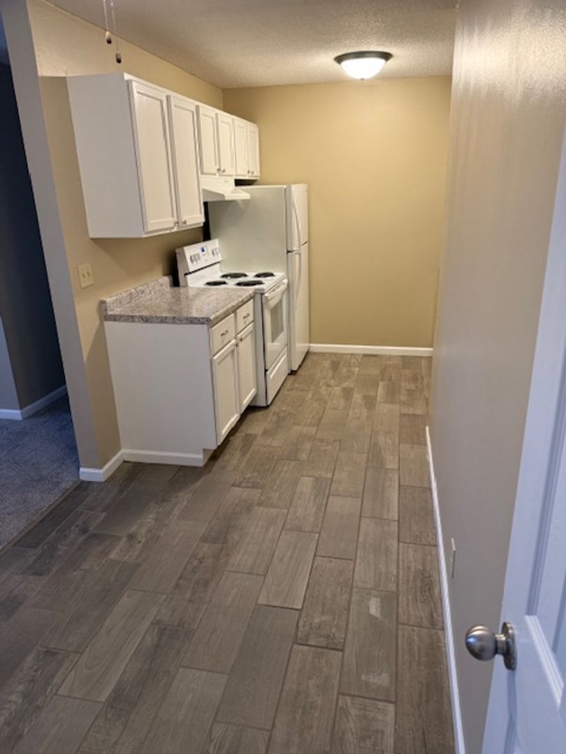 Anoka Apartment: 2820 / 2826 Euclid Ave.