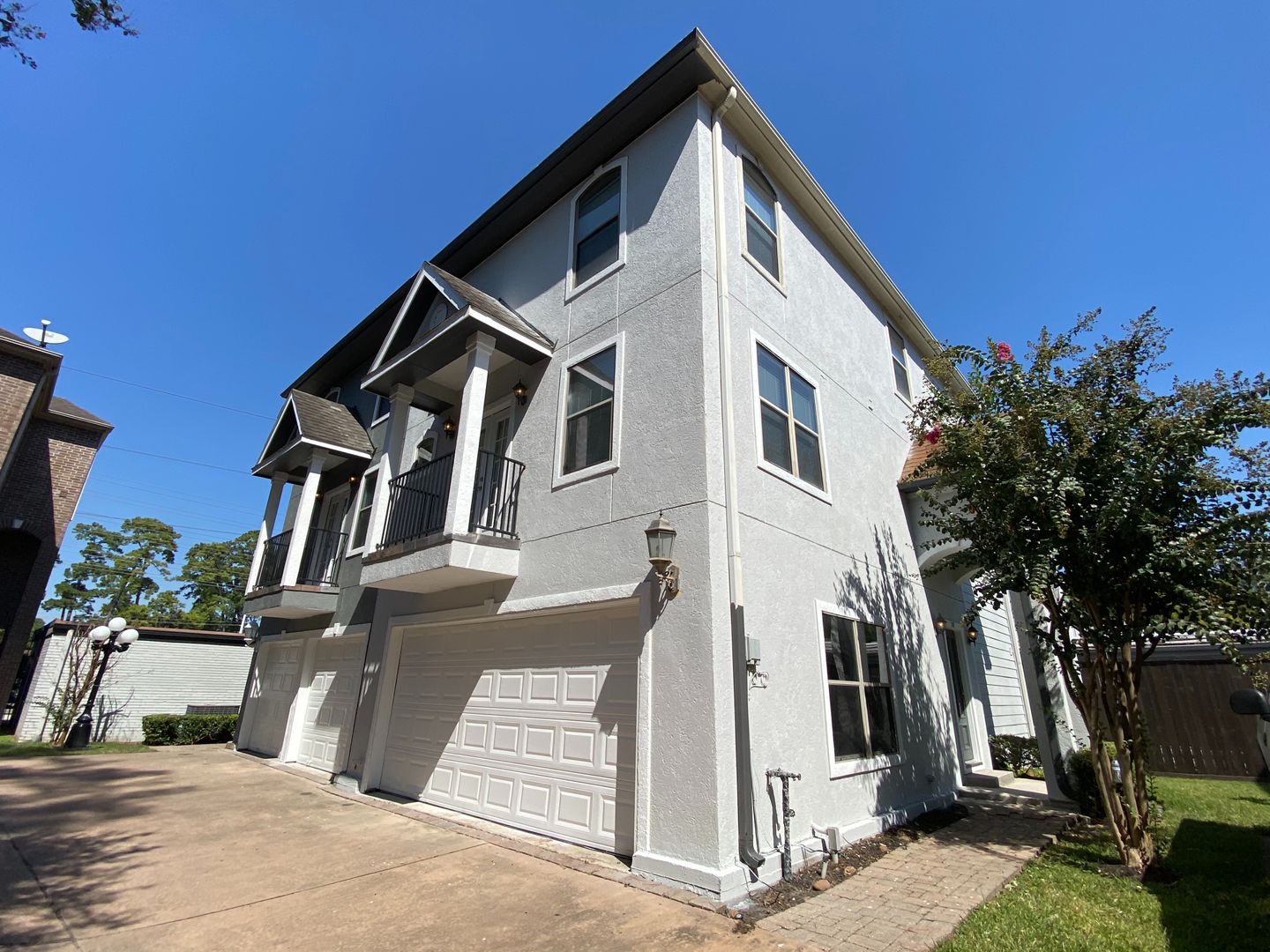 Houston Townhome: 3710 Sherwood Lane