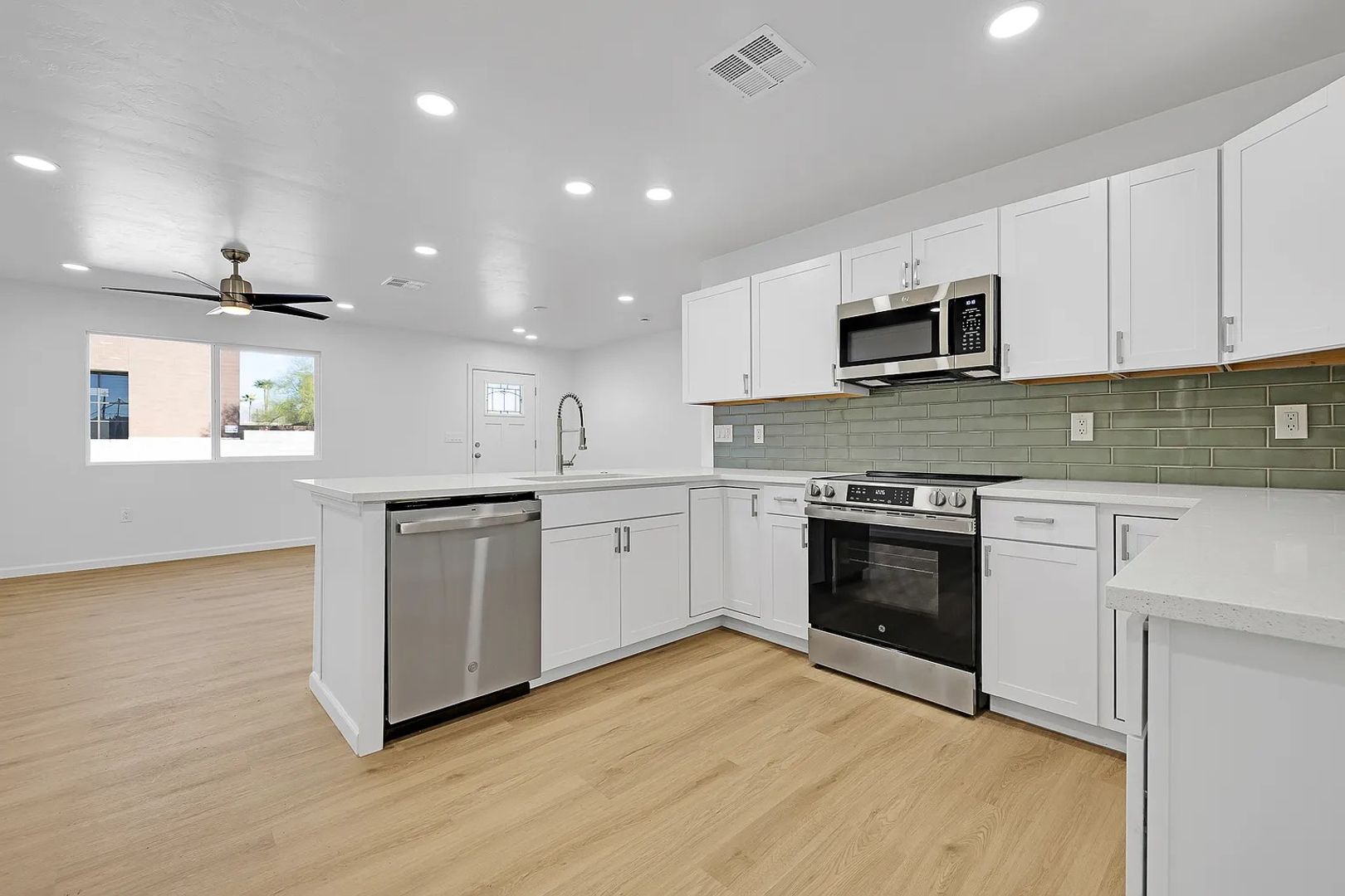 Tucson Apartment: 948 E. Waverly St.