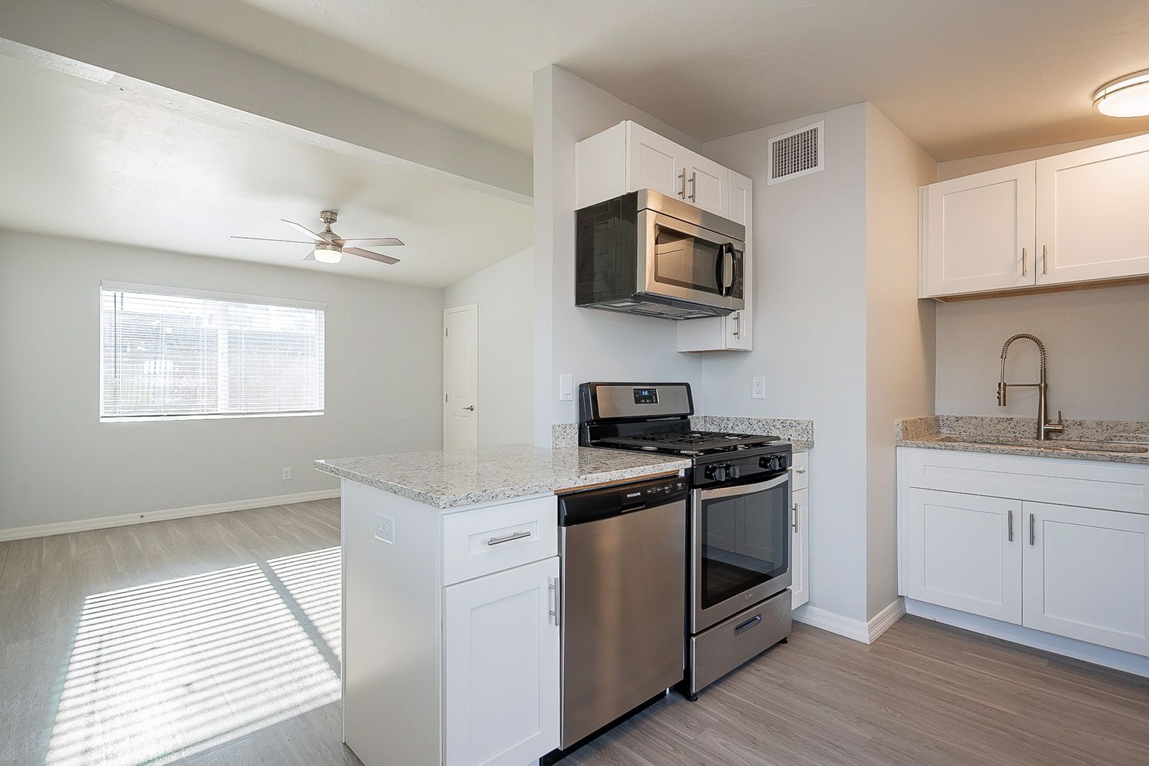 Tucson Apartment: 639-643 E. Lee St.